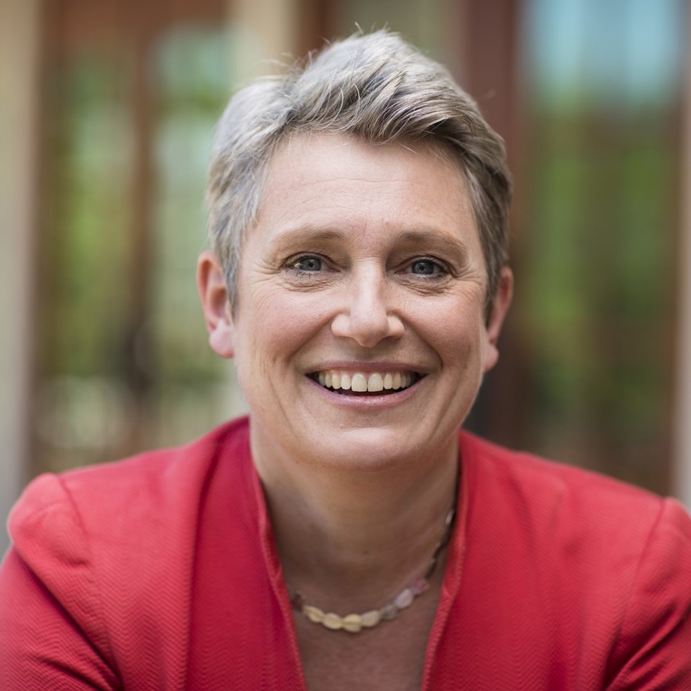 Kate Bingham Headshot Photocredit Tom Kates