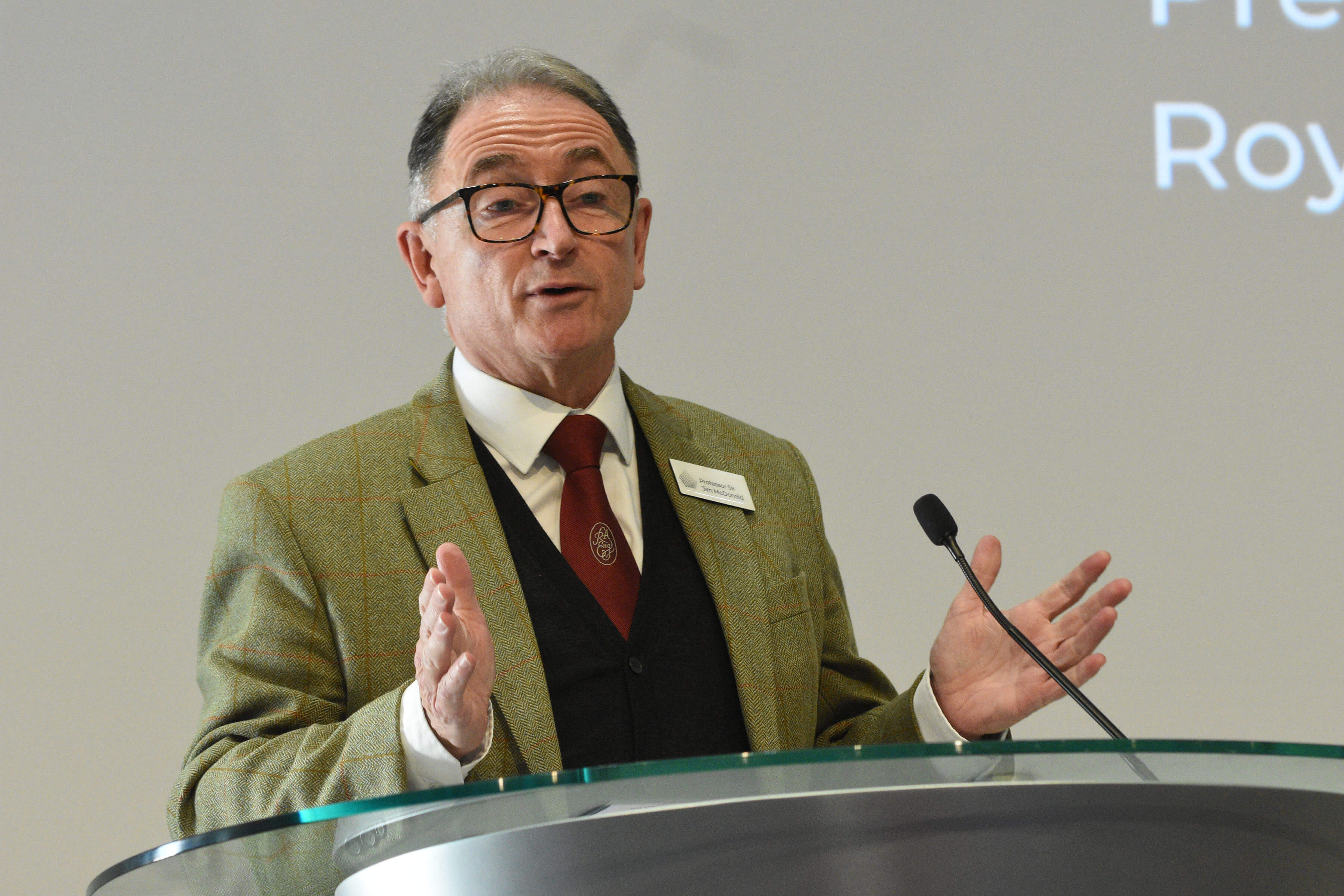 Professor Sir Jim McDonald, Academy President welcomes delegates to the event