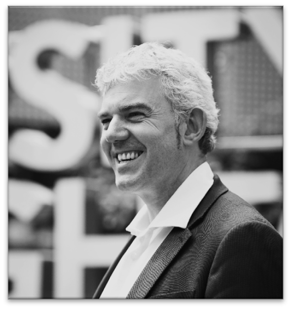 Dr David Greenfield
