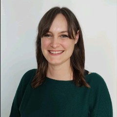 Dr Laura Bennett