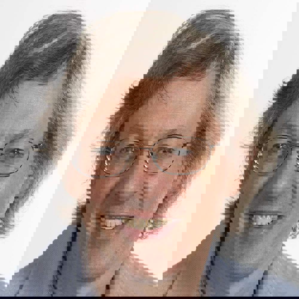 Professor Stuart Lyon Freng
