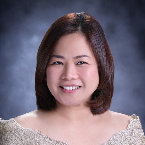 Headshot of Dr Pia Marie Albano.