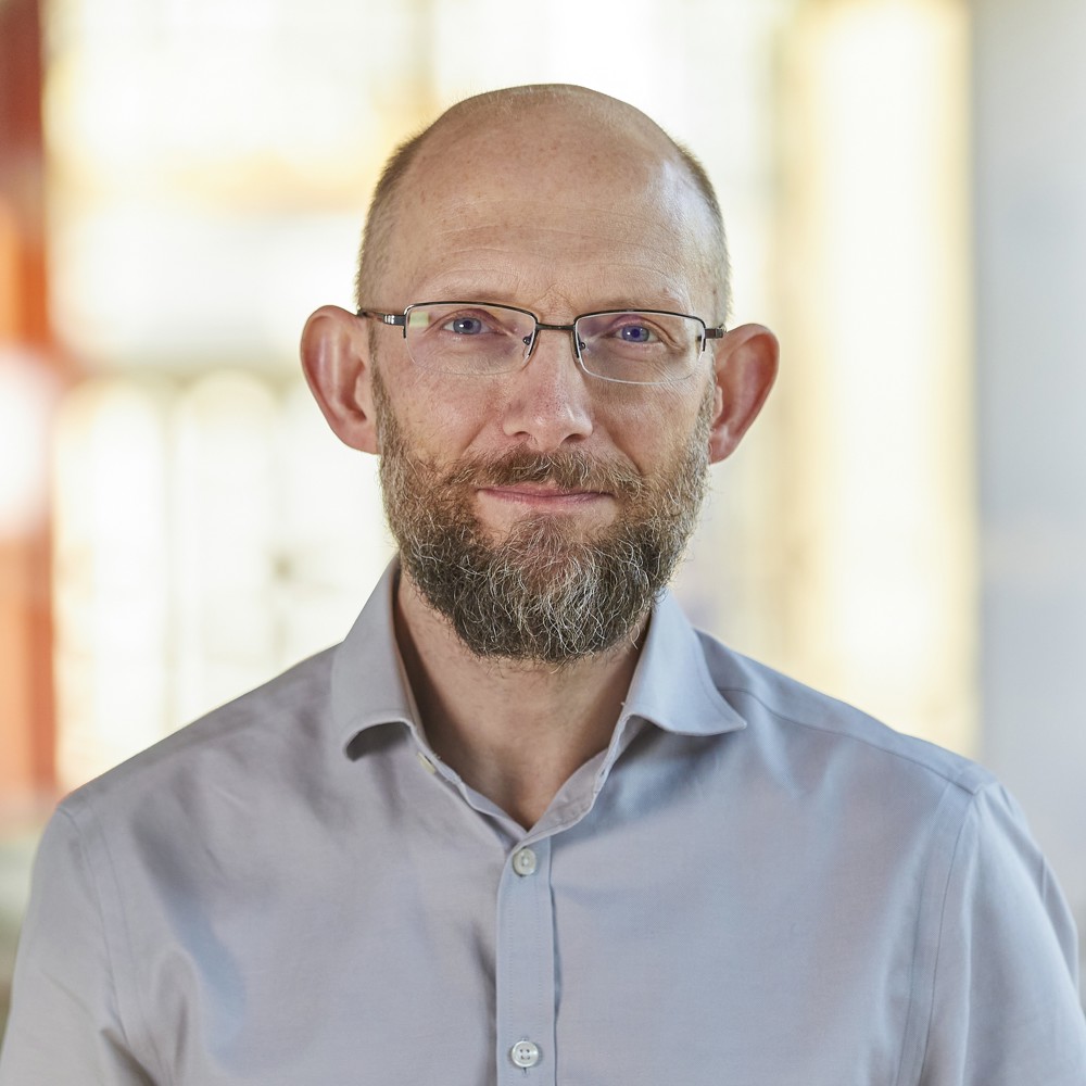 Dr Andrew Senior Freng