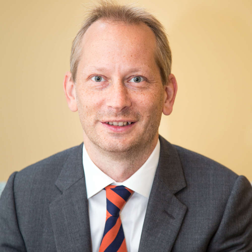Professor Leroy Gardner Freng 2