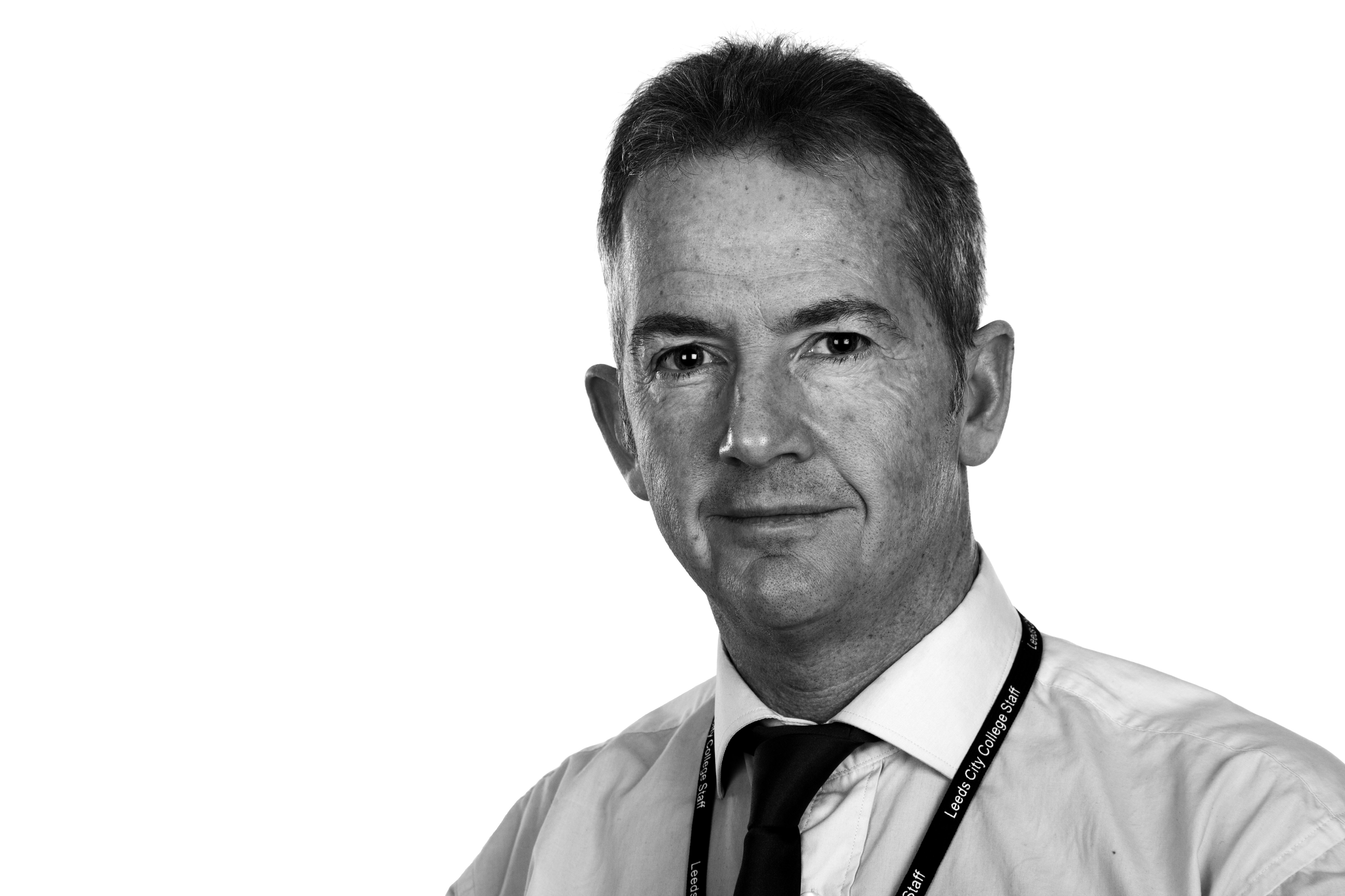 Dr Jason Challender