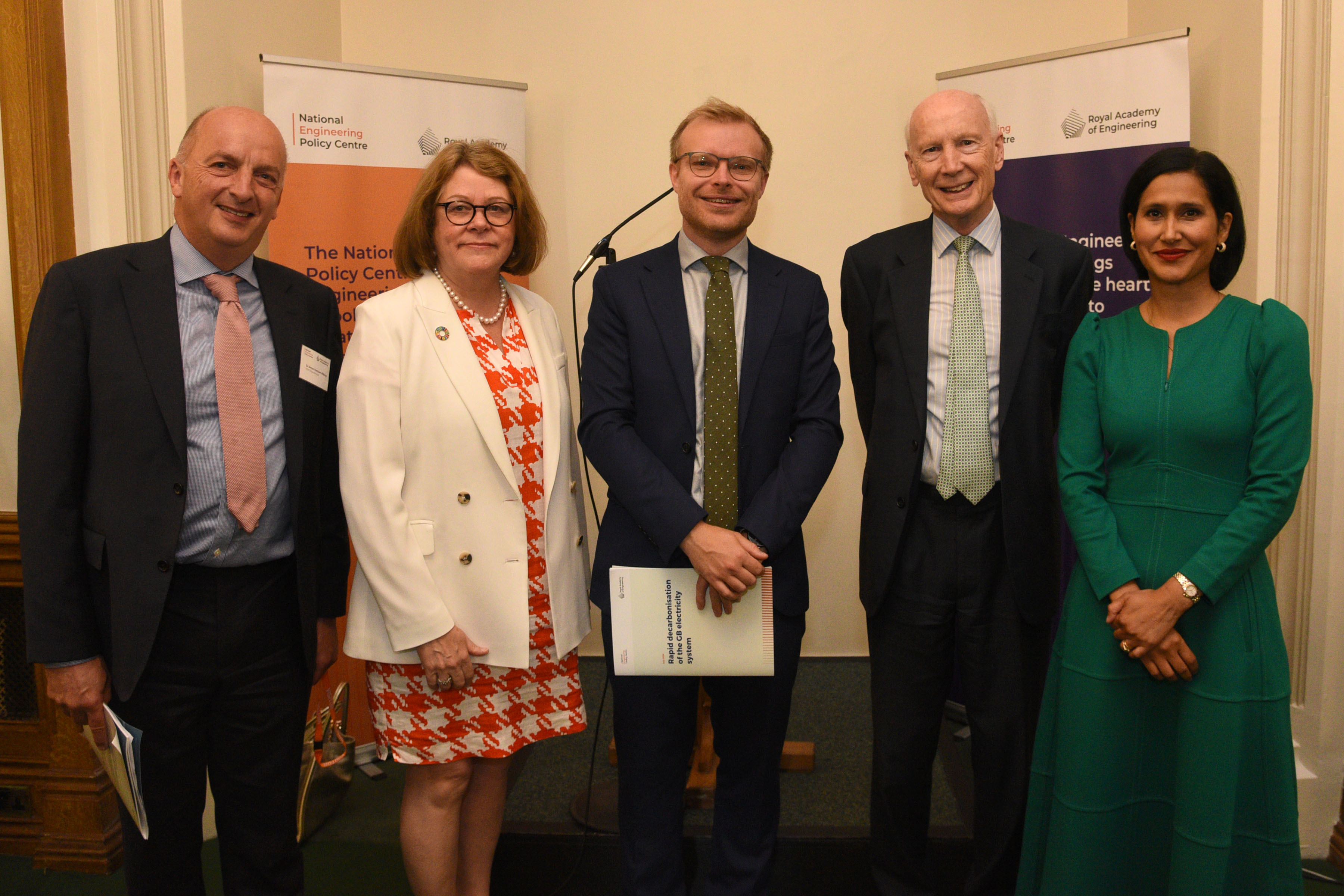 (L–R) Simon Harrison FREng ,Baroness Brown, Michael Shanks, Lord Mair, and Academy CEO Dr Hayaatun Sillem at the breakfast briefing at Parliament