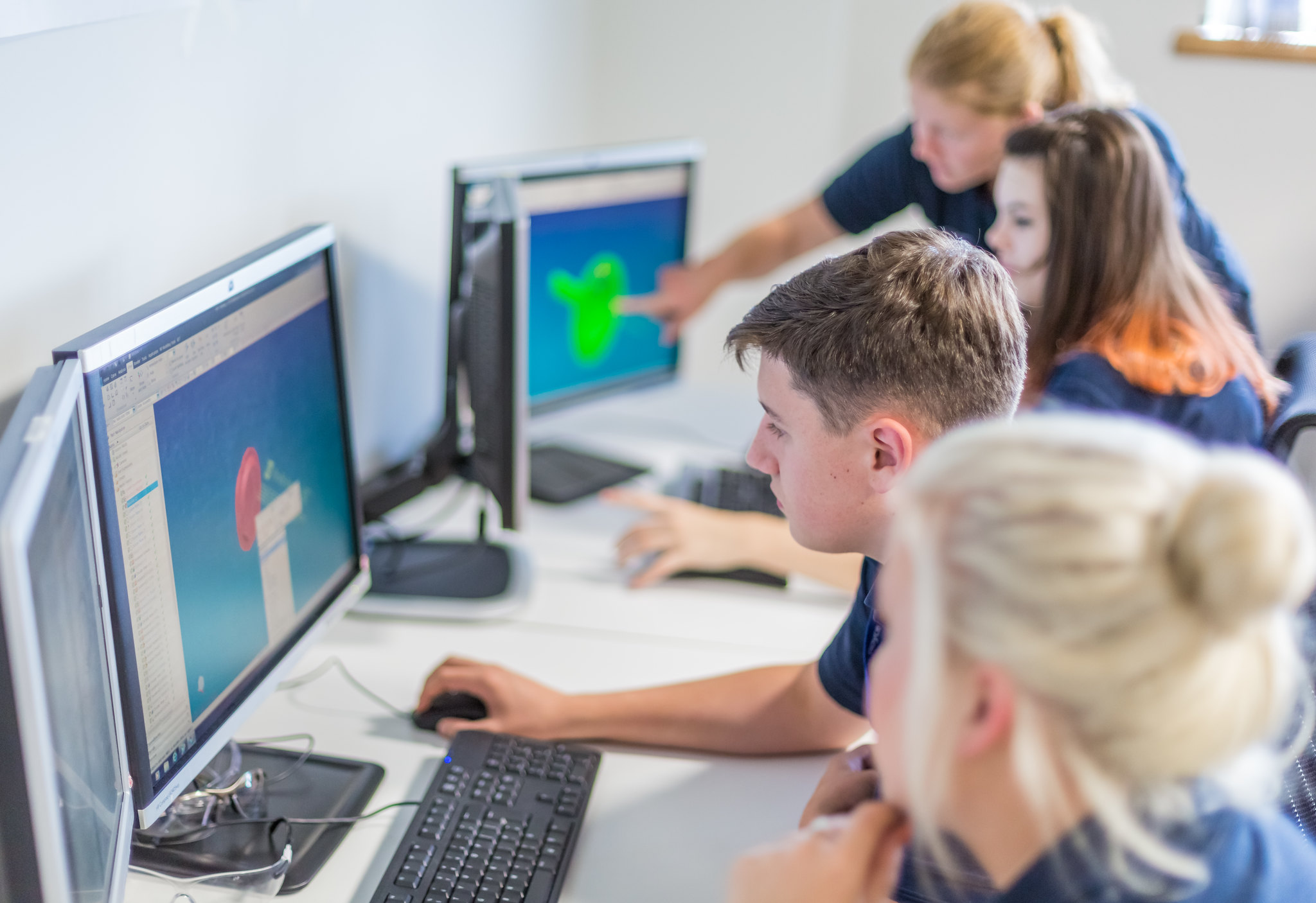 students studying engineering in the computer lab