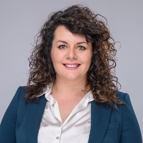 Dr Alma Oracevic