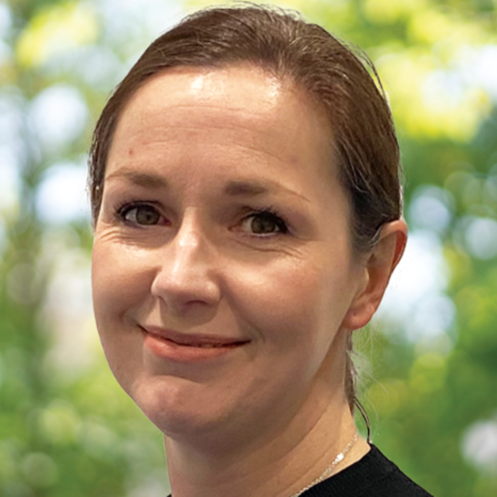 Headshot of Roisin Quinn OBE FREng