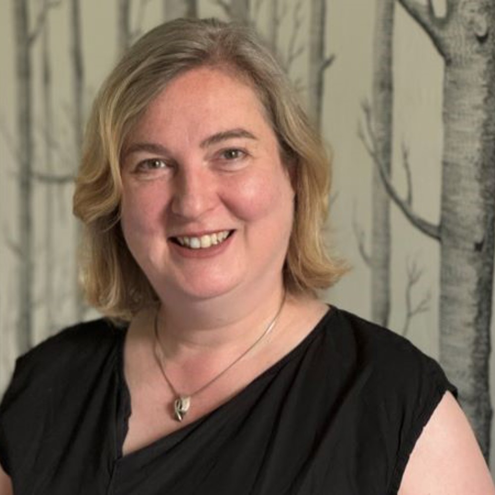 Headshot of Professor Melissa Terras FREng