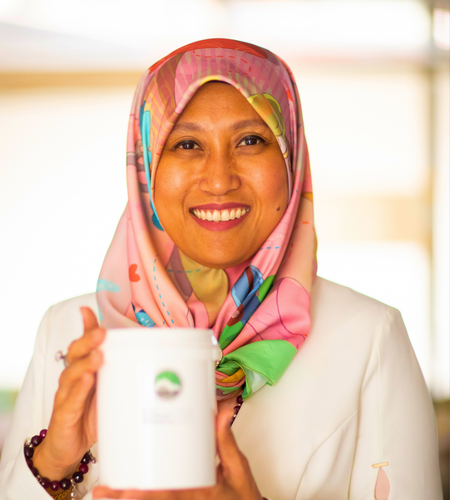 Headshot of Dr Rozzeta Dolah.