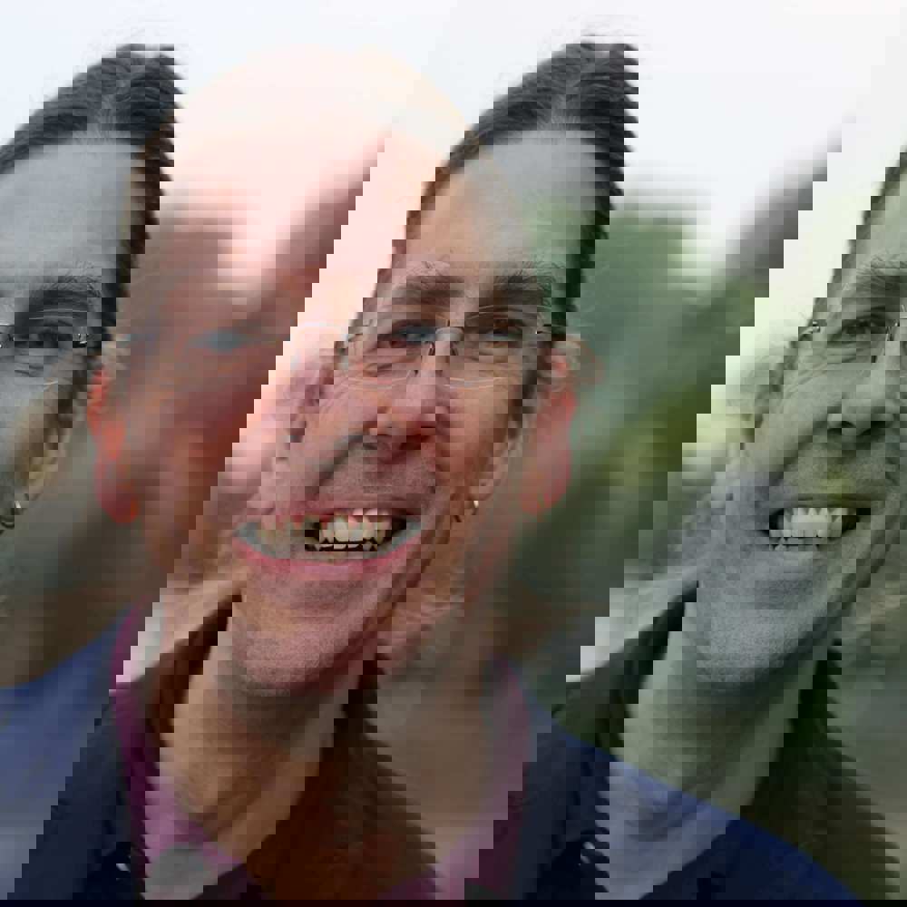 Alexander Van Someren headshot 