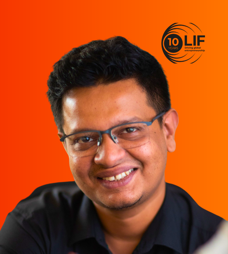 Headshot of Saurya.